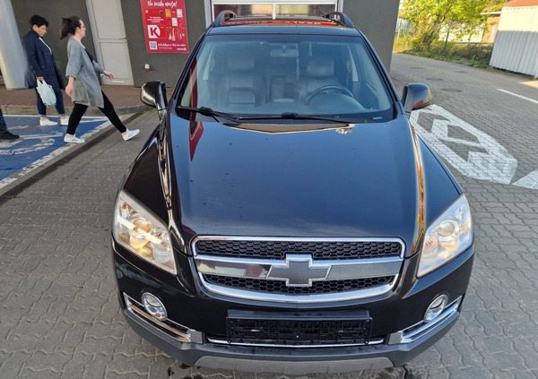 Chevrolet Captiva cena 28200 przebieg: 207000, rok produkcji 2009 z Trzemeszno małe 667